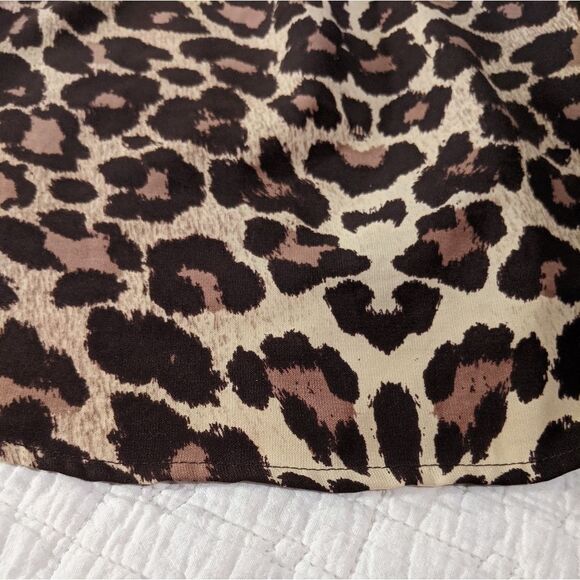 Gianni Bini Leopard Print Blouse Size XS - Picture 2 of 14